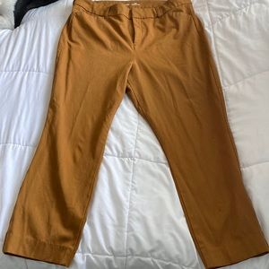 Old Navy pixie high rise pants.